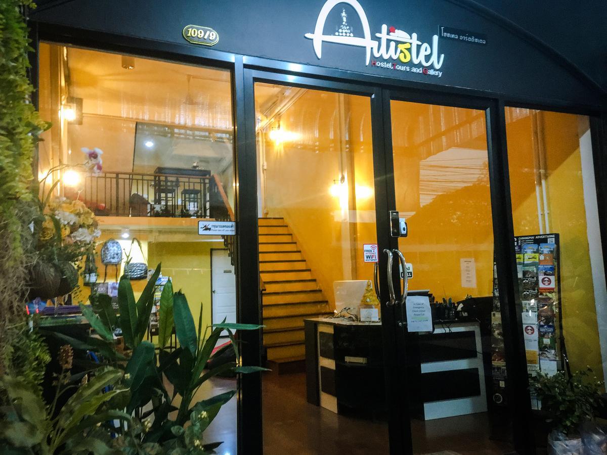 Artistel (Adults Only) Hostel Chiang Mai Exterior photo